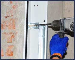 Neighborhood Garage Door Denver, CO 303-502-2909 Neighborhood Garage Door Denver, CO 303-502-2909 - side-door-repair-t-22-gr-23m